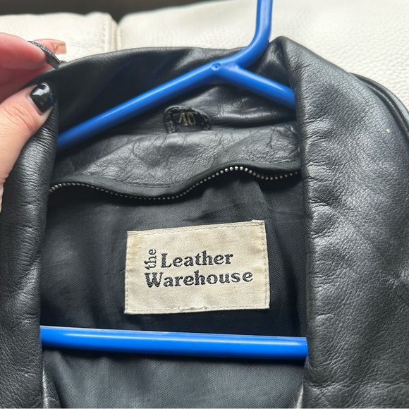 Vintage Leather Jacket - Picture 3 of 8